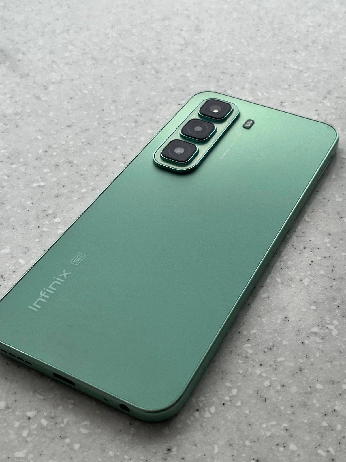 🚀 INFINIX HOT 50 – Potencia y Estilo en tus manos