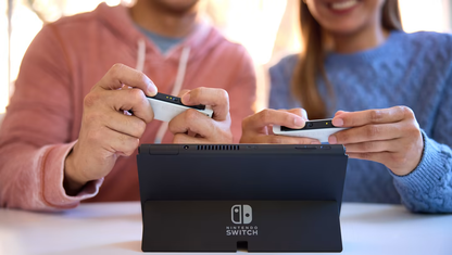 Nintendo Switch OLED 64GB – Pantalla OLED 7” · 3 Modos de Juego · Edición Premium